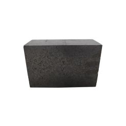 Magnesia carbon brick