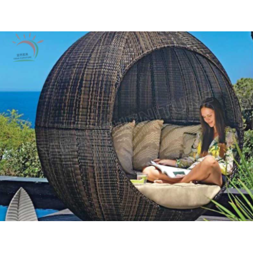 High Quality Indoor Patio Poolside Garden Sun Lounger Outdoor Wicker Beach Round Sofa Daybed with Canopy Rattan Chaise Sunbed